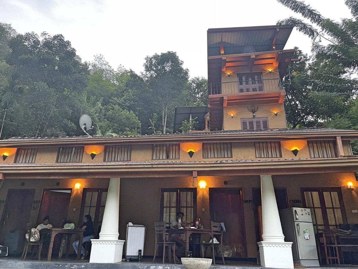 Eagles Lodge - Kandy Digana Exteriér fotografie